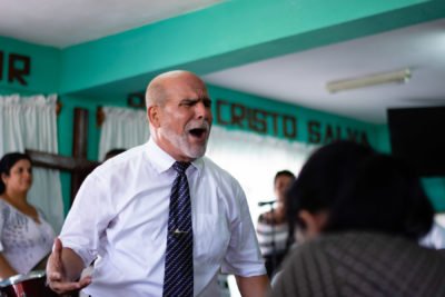 cuba-iglesia-pastor-6